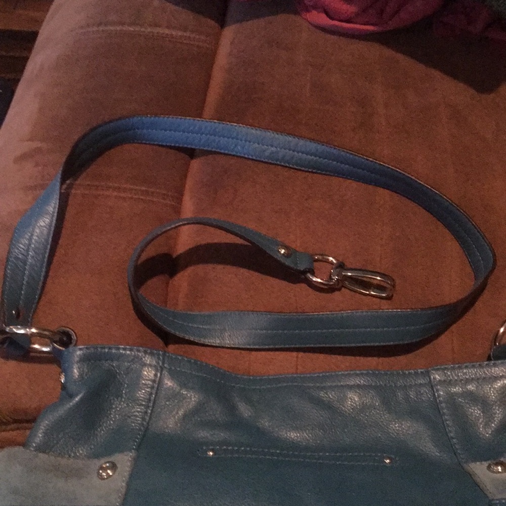 B Makowsky Blue Leather Handbag w/studs - Picture 4 of 11